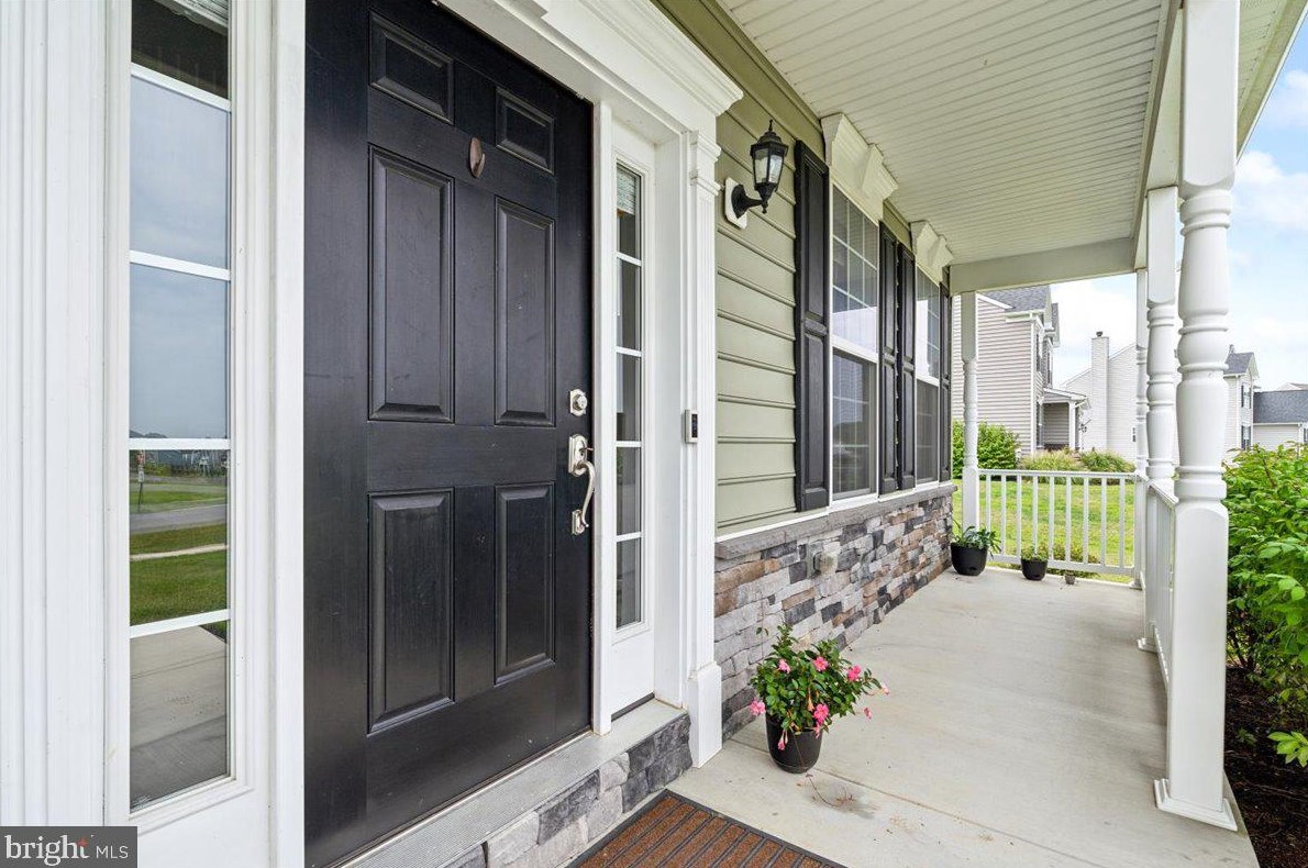 13152 John Martin Dr, Williamsport, MD 21795-1623