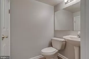 1026 Lindsay Ln, Hagerstown, MD 21742 - Photo 30