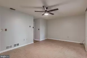 1026 Lindsay Ln, Hagerstown, MD 21742 - Photo 28