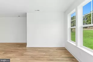 19710 Oleander Ct, Hagerstown, MD 21742 - Photo 14