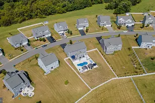 18118 Petworth Cir, Hagerstown, MD 21740 - Photo 4