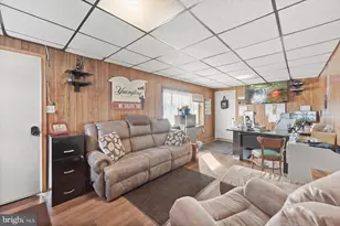 200 E Main St, Hancock, MD 21750 - Photo 44