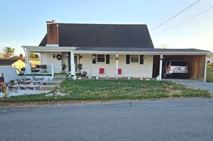 18023 Alpine Dr, Maugansville, MD 21767 - Photo 1