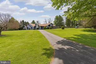 19850 Cool Hollow Rd, Hagerstown, MD 21740 - Photo 4