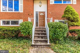 21 Bittersweet Dr, Hagerstown, MD 21740 - Photo 2