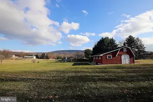 22107 Beaverbrook Dr, Smithsburg, MD 21783 - Photo 8