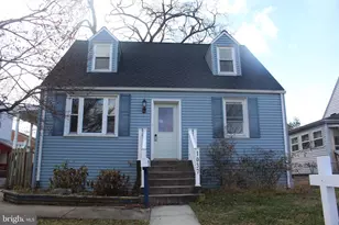 1037 Beechwood Dr, Hagerstown, MD 21742 - Photo 2