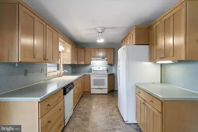 11812 Pheasant Trail, Hagerstown, MD 21742 - Photo 6