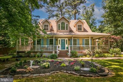 8974 Mar Lynn Drive - Photo 1