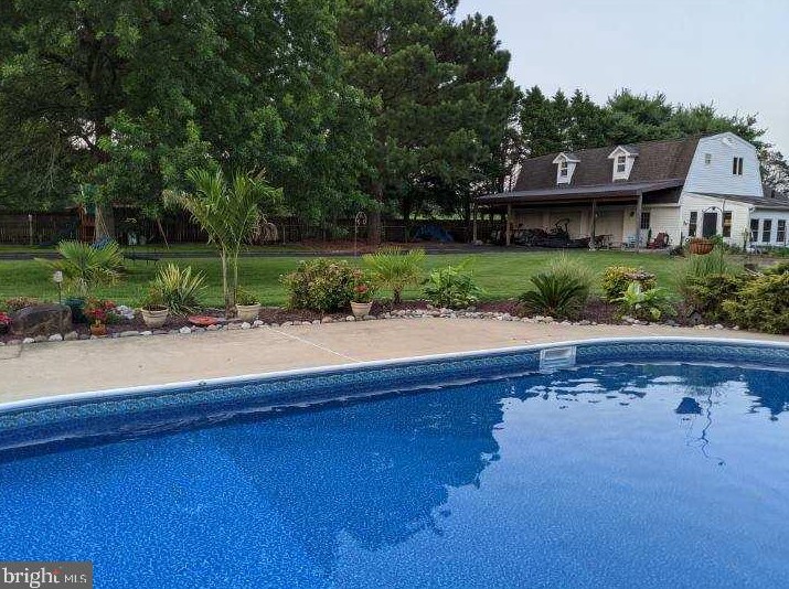 6833 Whetstone Dr, Hebron, MD 21830