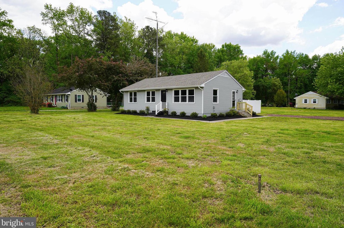 8177 Hawthorn Ln, Hebron, MD 21830