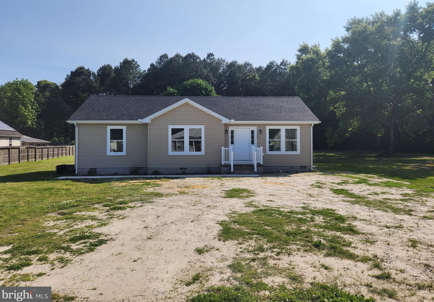 308 Chestnut St, Hebron, MD 21830