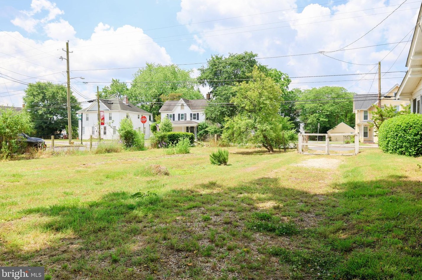 209 Main St, Fruitland MD 21826-1658 exterior