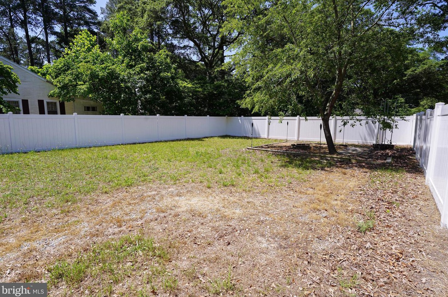 504 Sheldon Ave, Fruitland MD 21826-1409 exterior