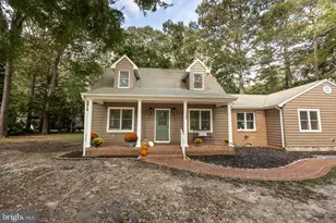 1708 E Clear Lake Dr, Salisbury, MD 21804 - Photo 2