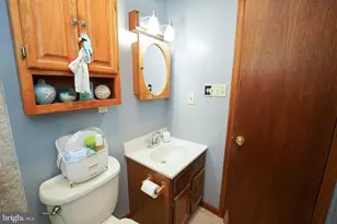 29325 W Line Rd, Delmar, MD 21875 - Photo 34