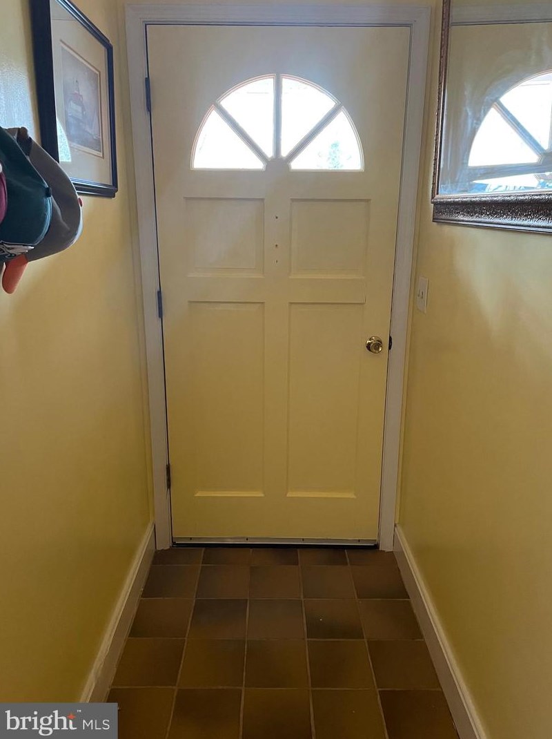 9 Avon Ct, Berlin, MD 21811-1599