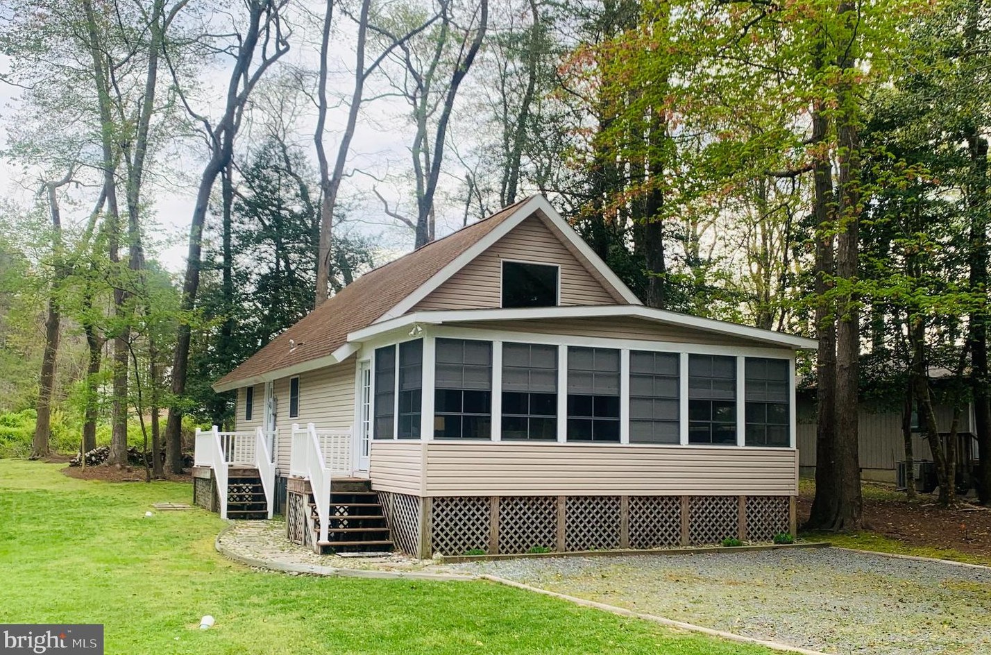 67 Seafarer Ln, Berlin, MD 21811