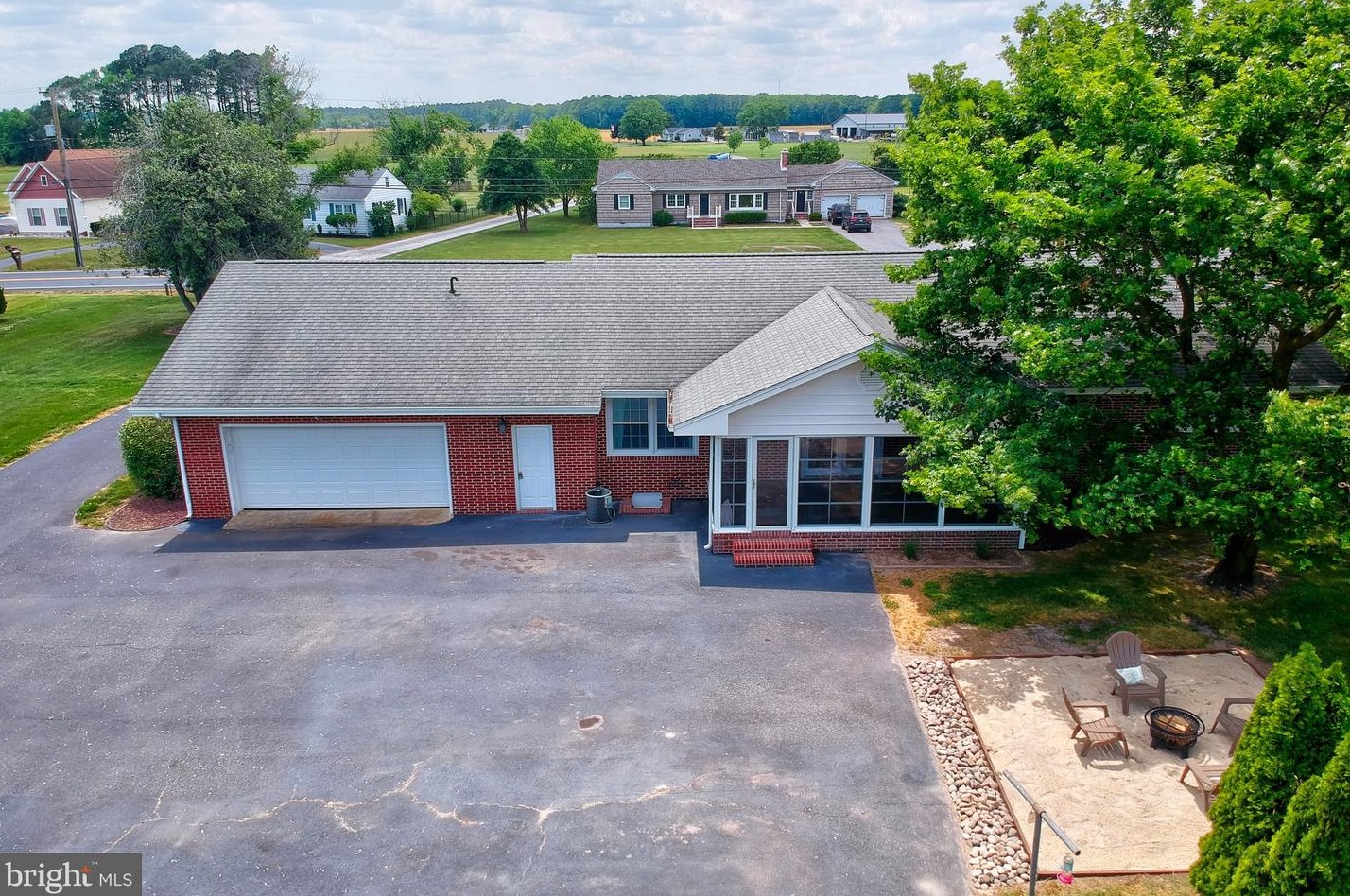 10042 Friendship Rd, Berlin, MD 21811-2848