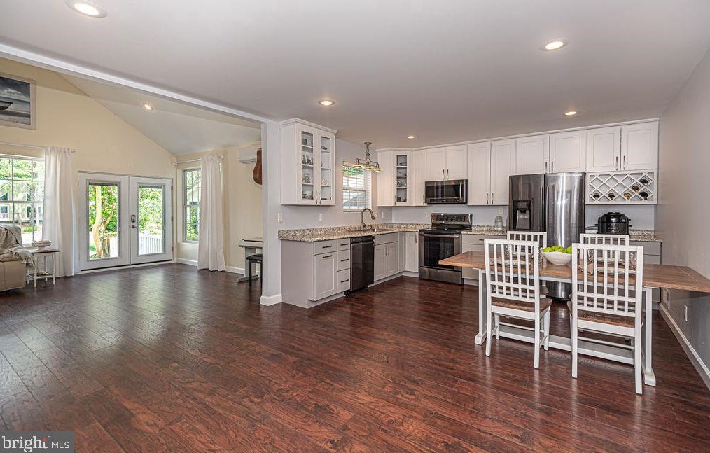 16 Watertown Rd, Berlin, MD 21811-1716