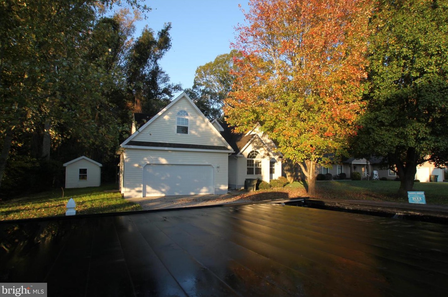 18 Decatur St, Berlin, MD 21811-1356