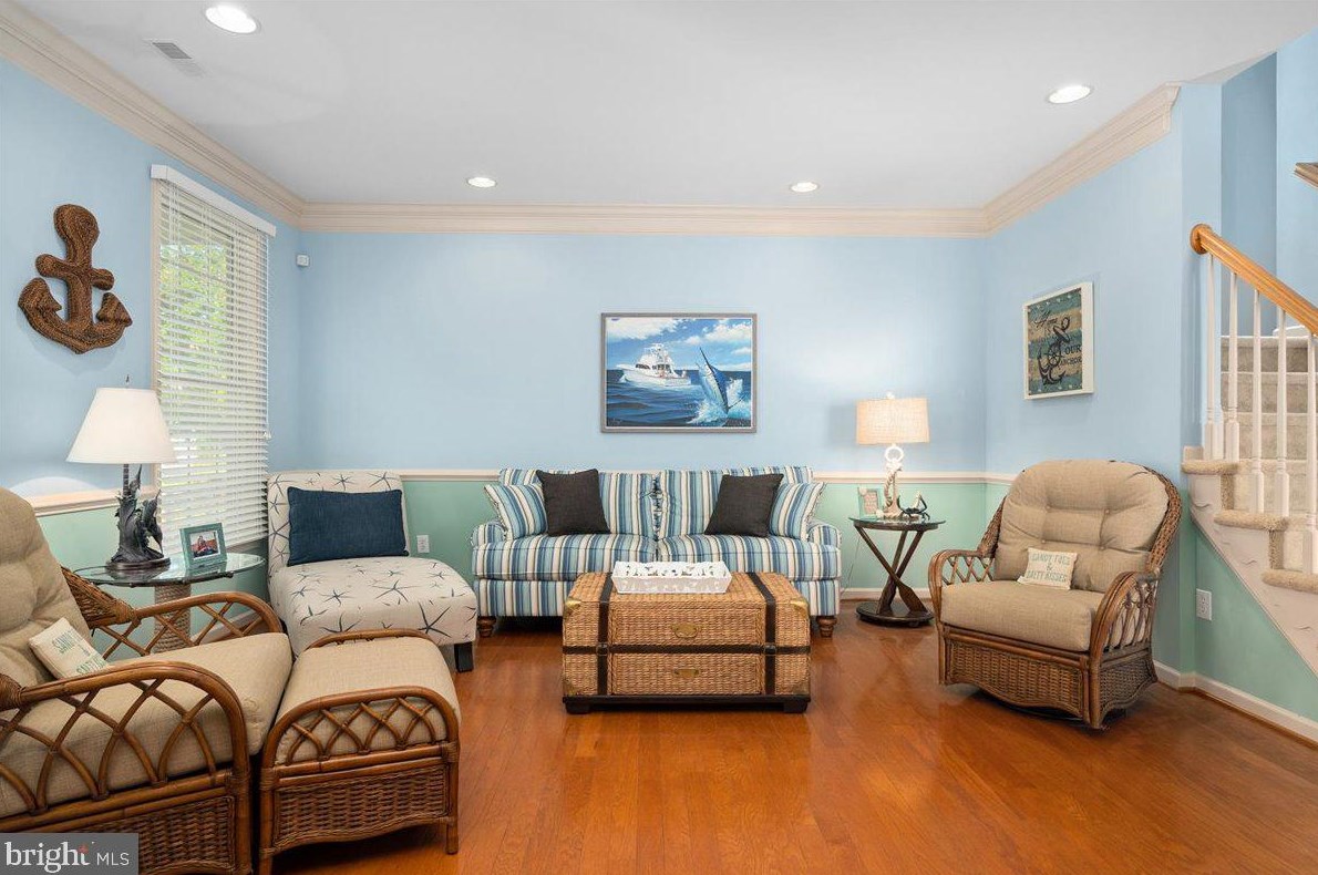 12157 Snug Harbor Rd, Berlin, MD 21811-2690