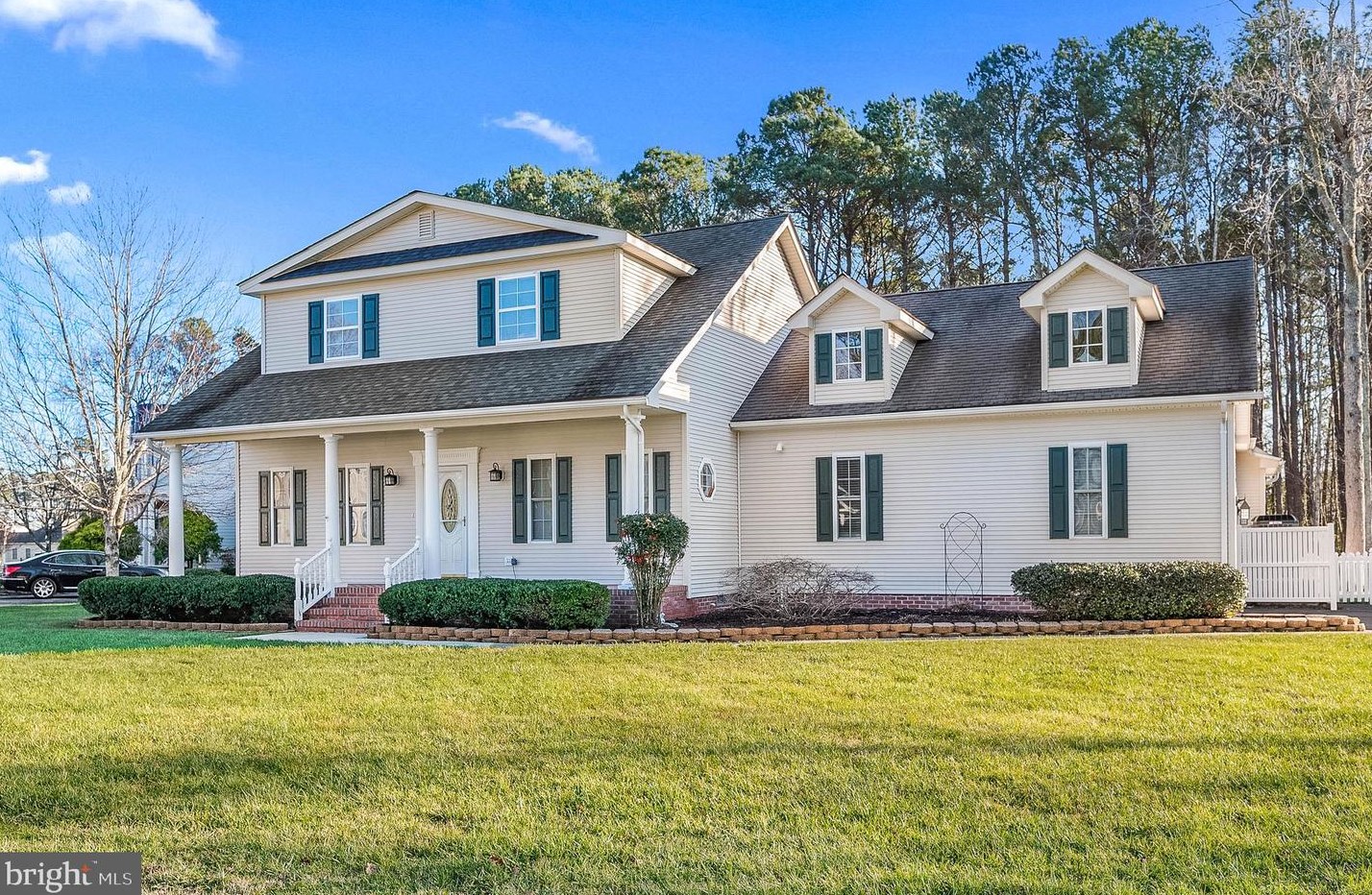 9410 Lake View Dr, Berlin, MD 21811-2731