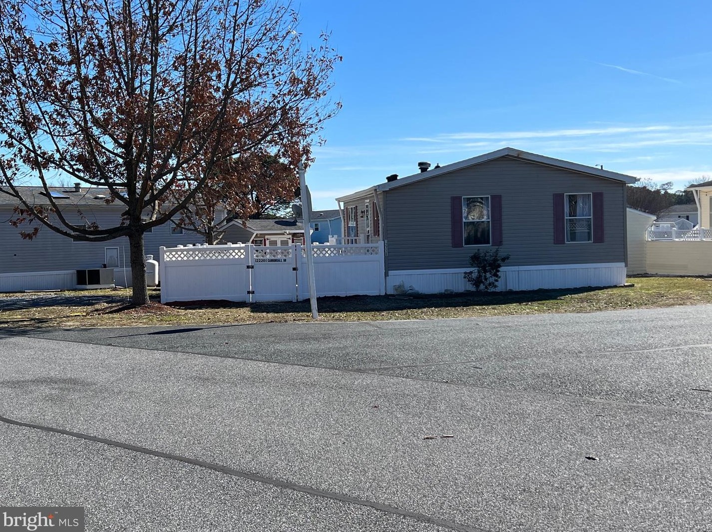 12220 E Cannonball Dr, Berlin, MD 21811