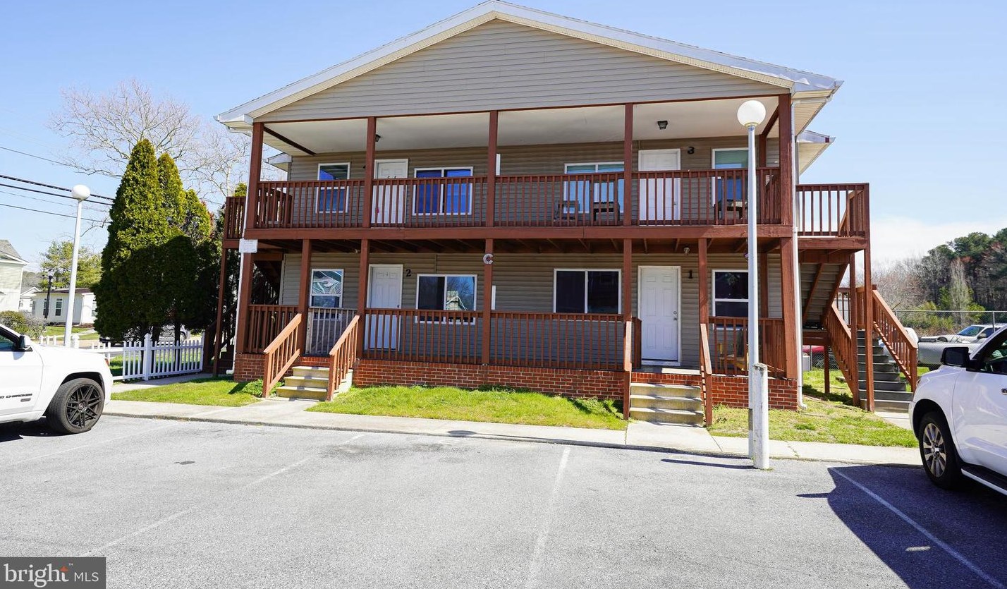 516 Bay St #c-4, Berlin, MD 21811