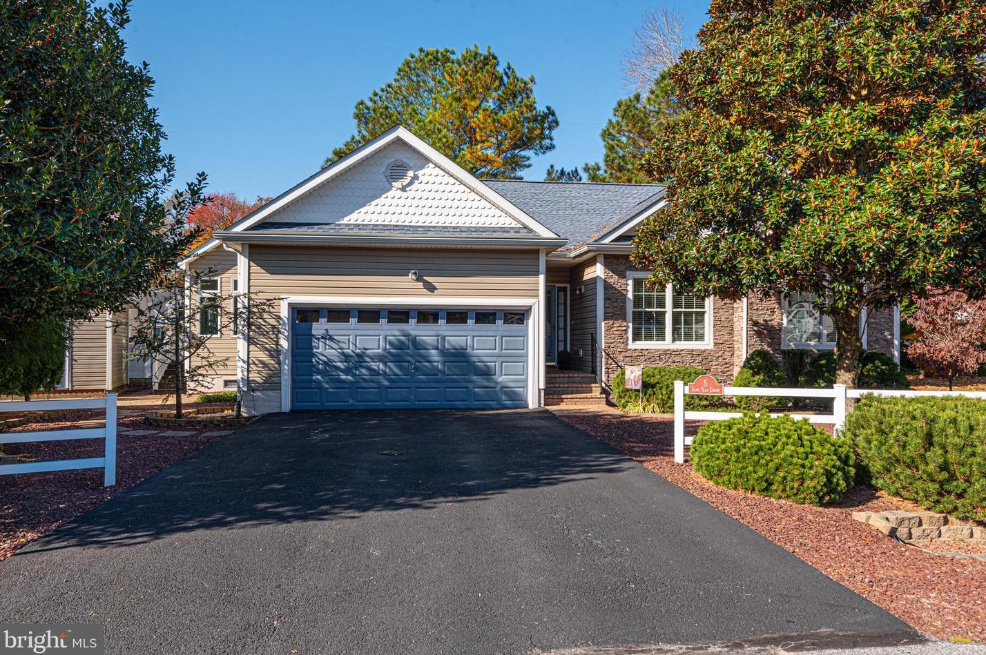 5 Sand Trap Ct, Berlin, MD 21811