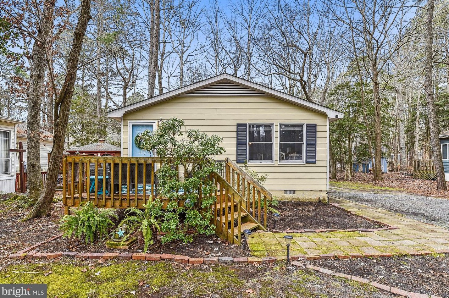 3 Twilight Ct, Berlin, MD 21811