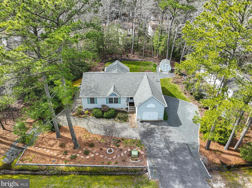 5 Hemlock Ln, Berlin, MD 21811