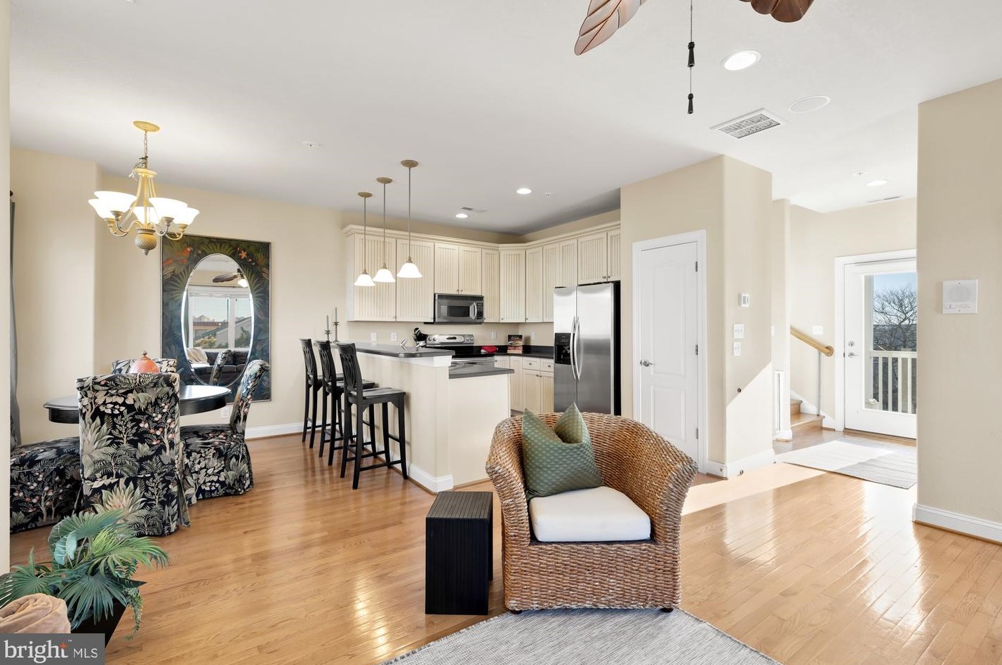 13 70th St #4, Ocean City, MD 21842