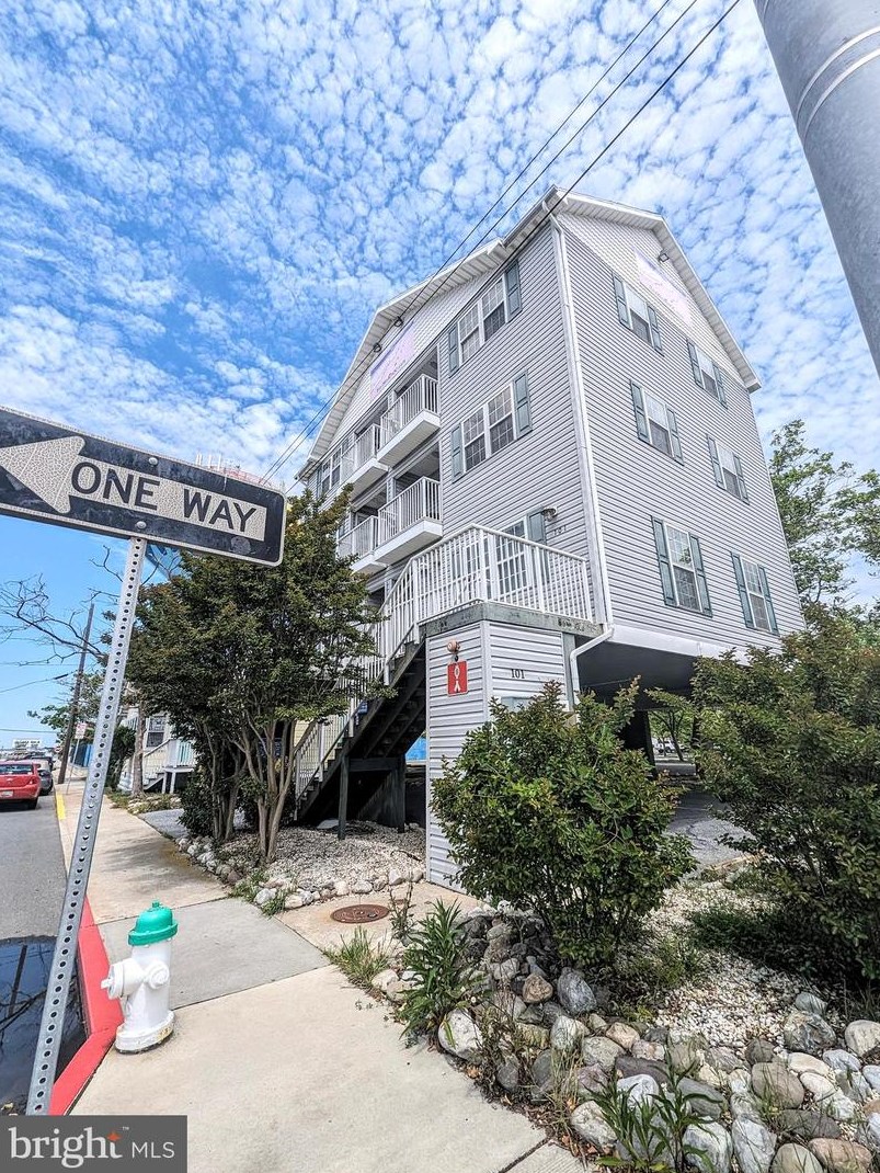 101 Philadelphia Ave, Ocean City, MD 21842-4040