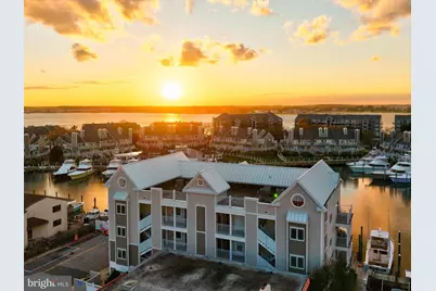 310 13th Street #302, Ocean City, MD 21842 - Photo 1