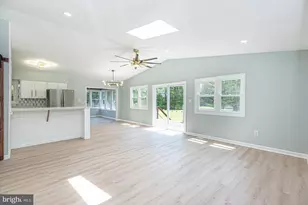 6438 Knoll Hill Dr, Berlin, MD 21811 - Photo 2