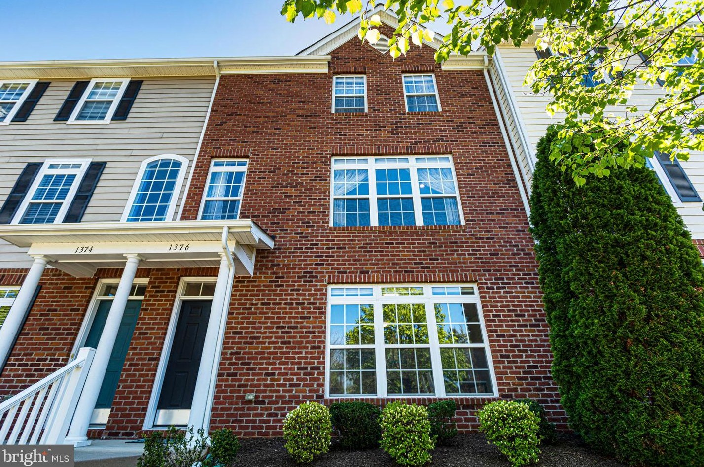 1376 Timberwood Blvd, Charlottesville, VA 22911