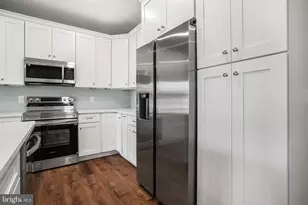 7921 East Side Rd, Chincoteague Island, VA 23336 - Photo 14