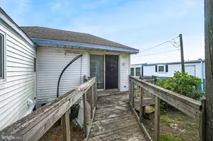 8254 Sea Breeze Dr, Chincoteague Island, VA 23336 - Photo 28