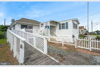 8254 Sea Breeze Drive, Chincoteague Island, VA 23336 - Photo 4