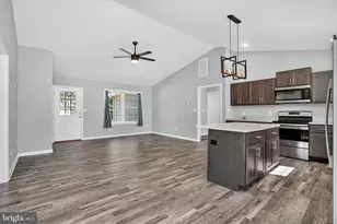 37406 Davey Jones Blvd, Greenbackville, VA 23356 - Photo 10