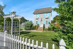 3189 Ridge Rd, Chincoteague Island, VA 23336 - Photo 4