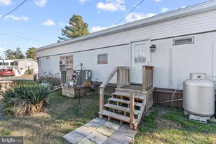 5372 McCleary Dr, Chincoteague Island, VA 23336 - Photo 22