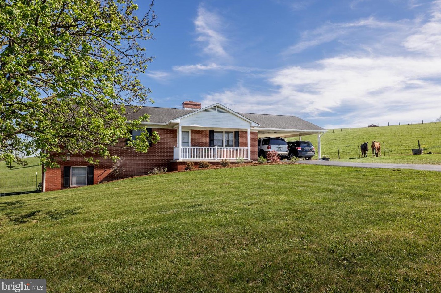 1549 Scenic Hwy, Churchville, VA 24421