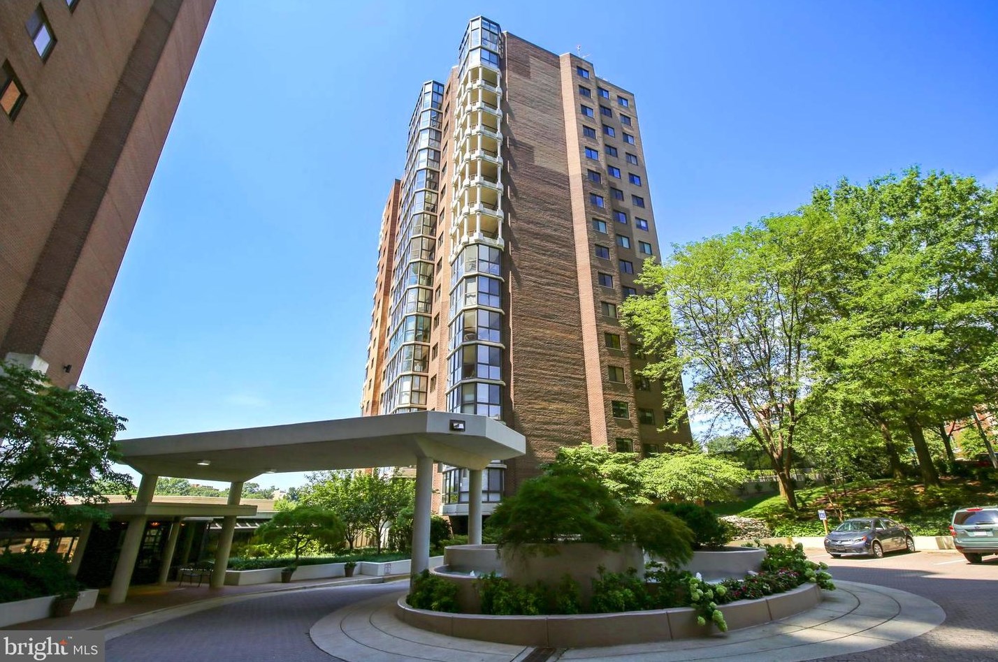 1600 N Oak St #1033, Arlington, VA 22209