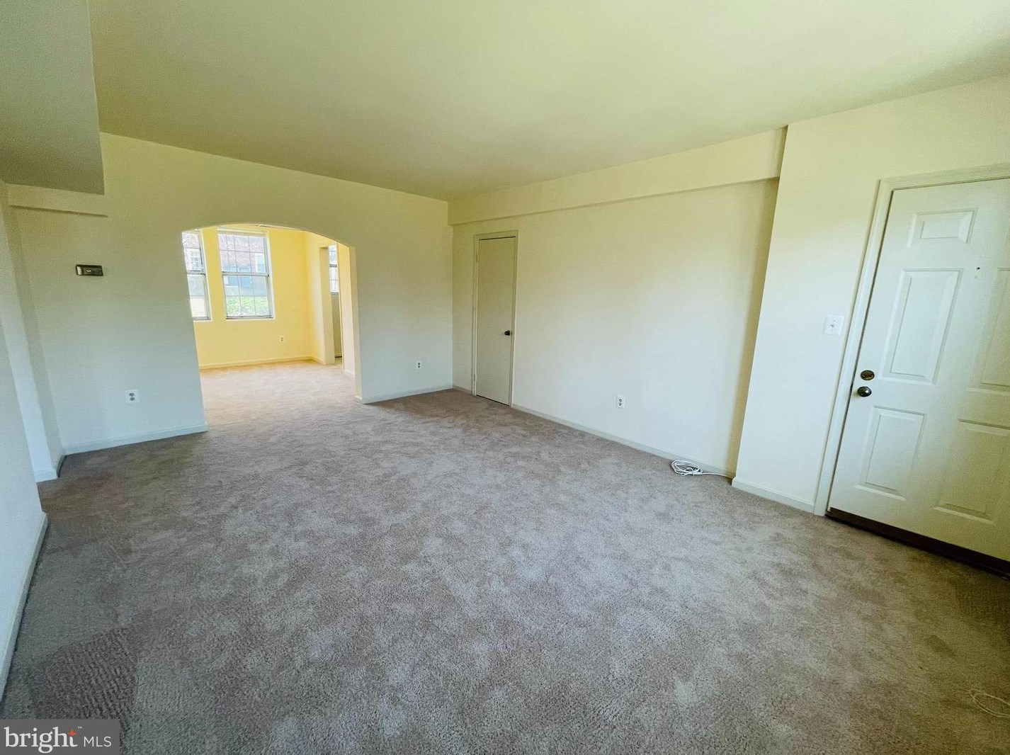 1744 N Rhodes St #308, Arlington, VA 22201