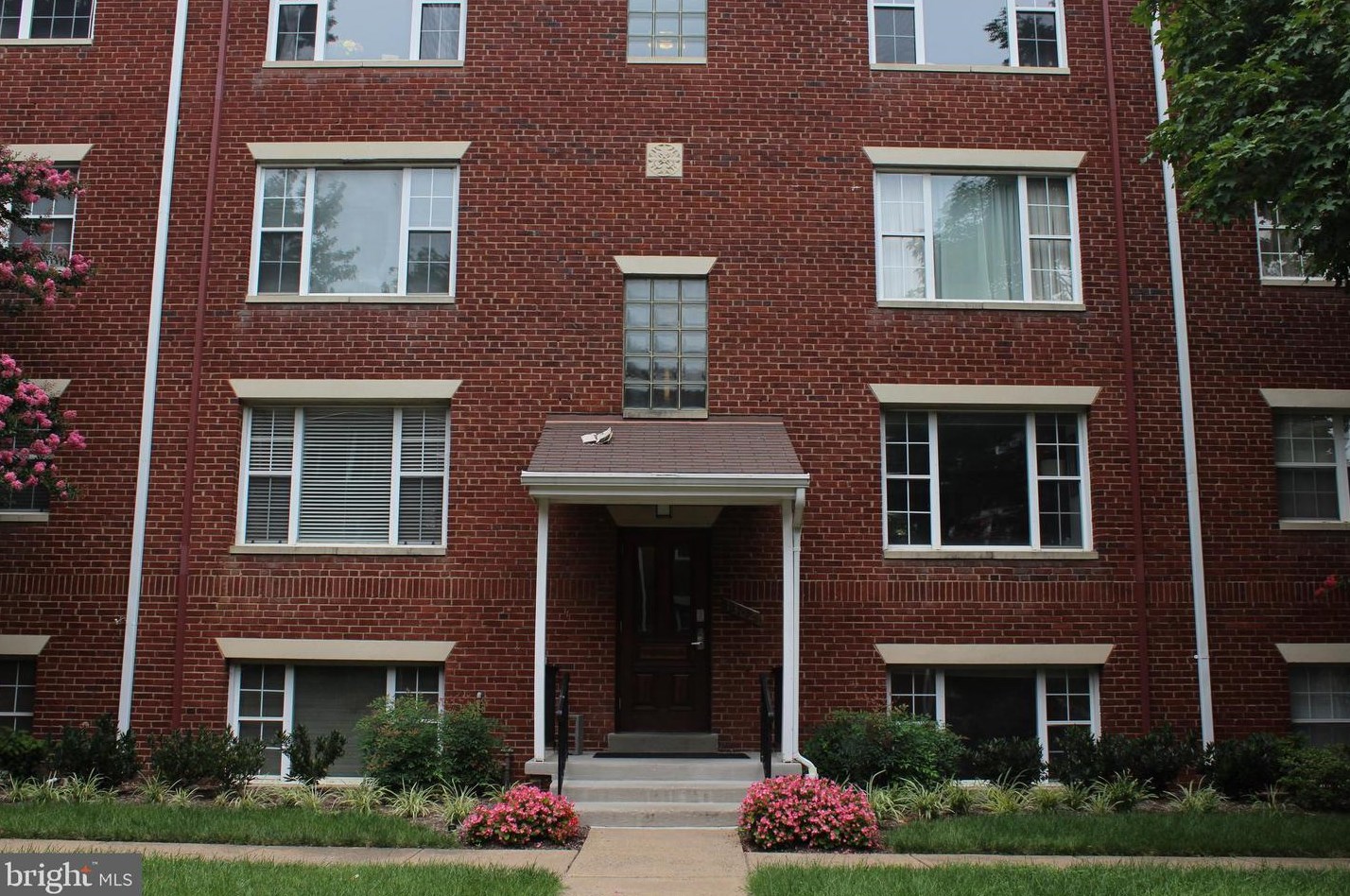 1302 N Meade St #12, Arlington, VA 22209