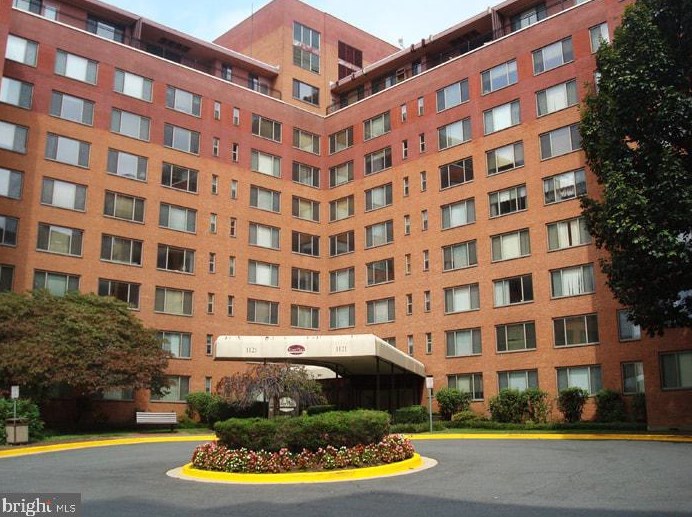 1021 Arlington Blvd #748, Arlington, VA 22209