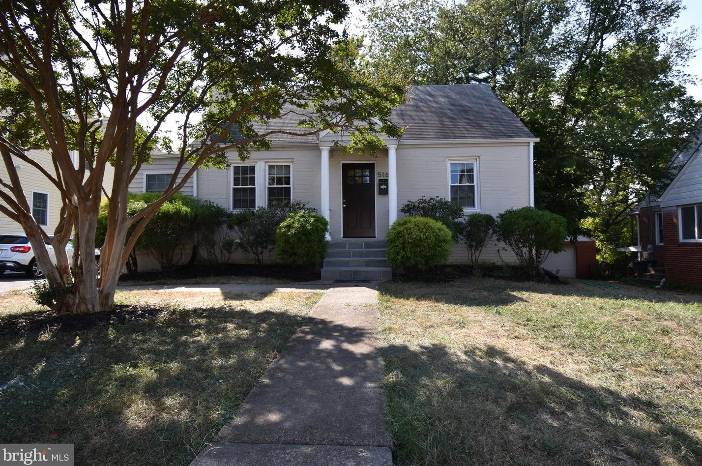516 N Wakefield St, Arlington, VA 22204