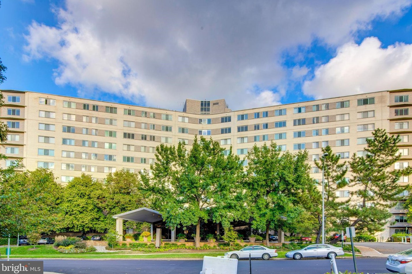 1200 N Nash St #550, Arlington, VA 22209